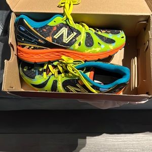 New Balance KJ890S Running Shoe